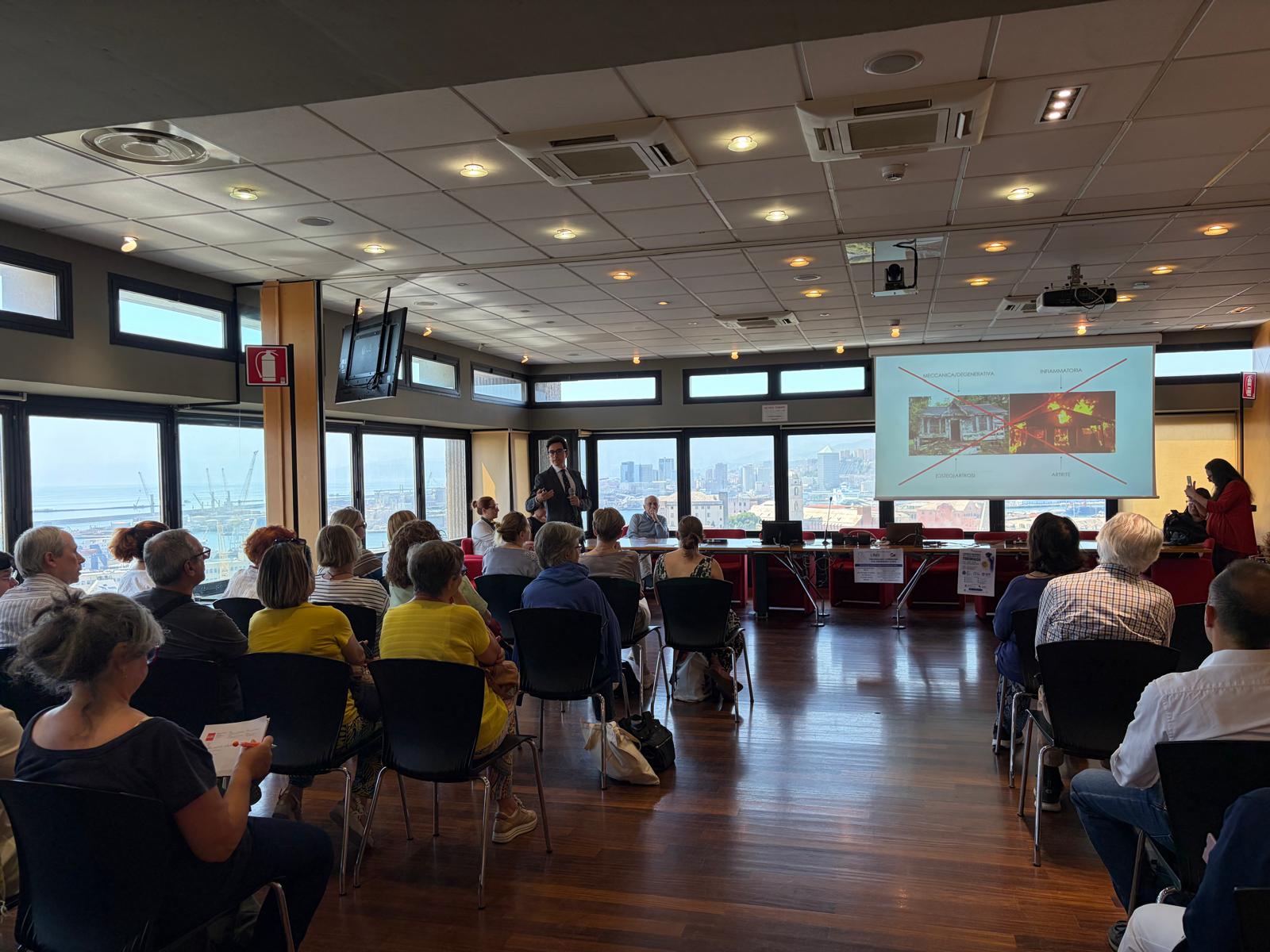dott. Camellino durante l'incontro sulla fibromialgia