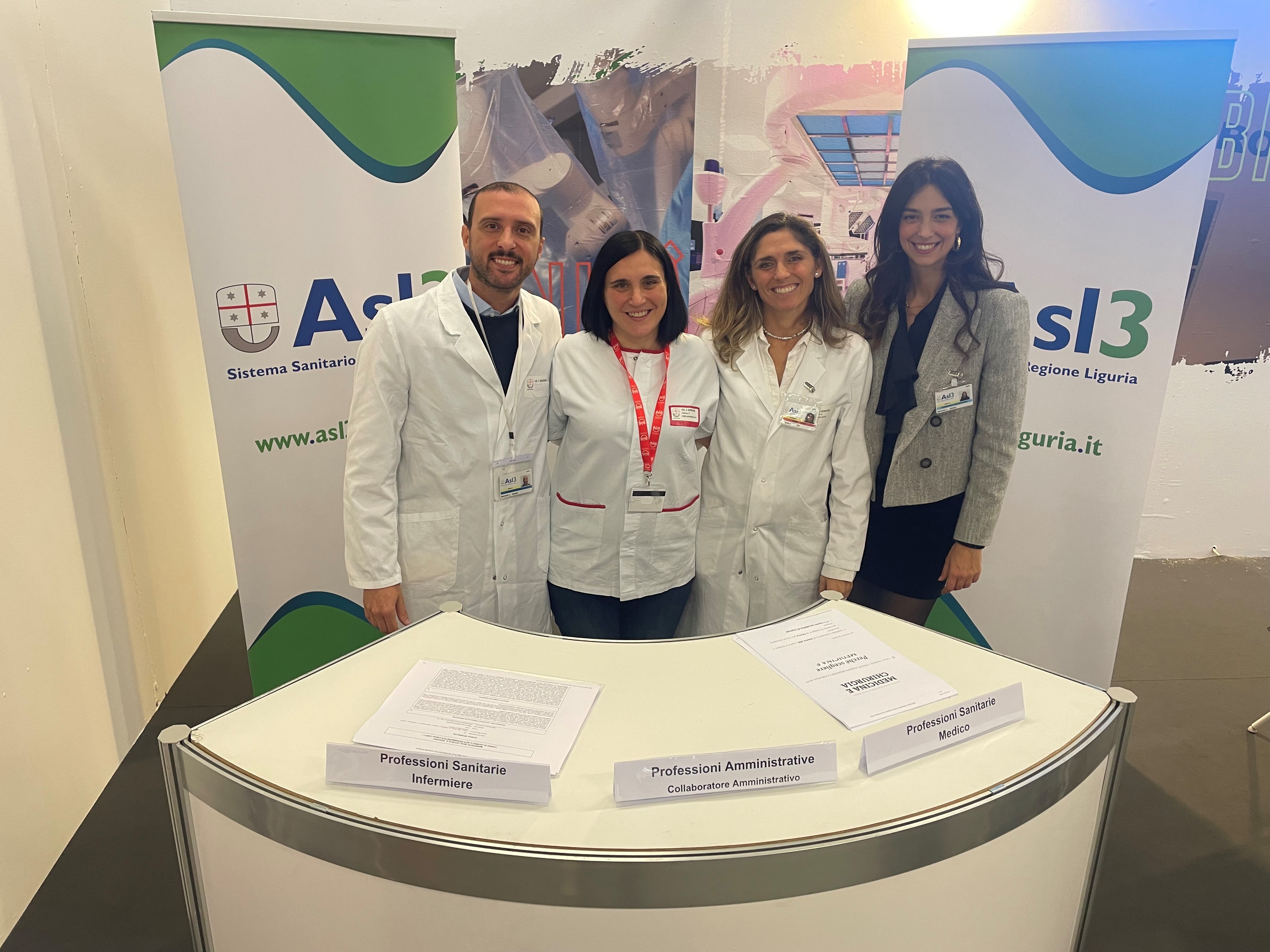 i professionisti di Asl3 nello stand di Orientamenti